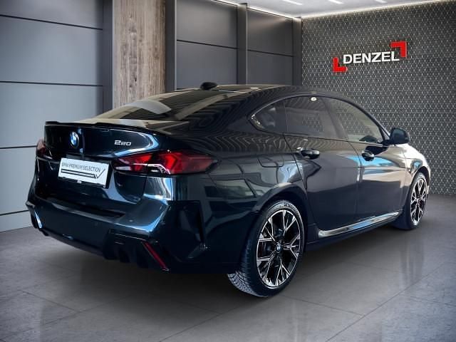 Gebraucht BMW 220 M Sport 170 PS (125 kW) 2025 Saphirschwarz metall Coupé