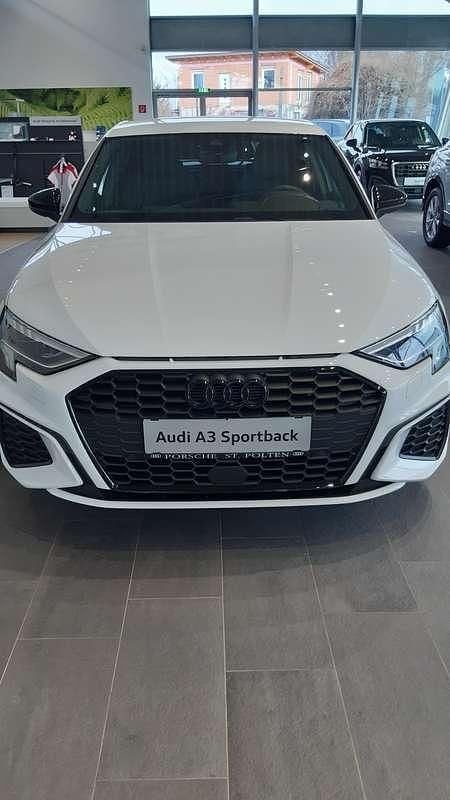 Gebraucht Audi A3 S-Line 116 PS (85 kW) 2020 Weiß Limousine