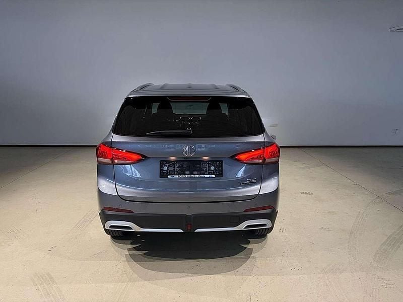 Neu MG ZS Luxury 102 PS (75 kW) 2025 Grau SUV