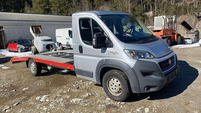 Gebraucht Fiat Ducato 160 PS (117 kW) 2019 Grau Van