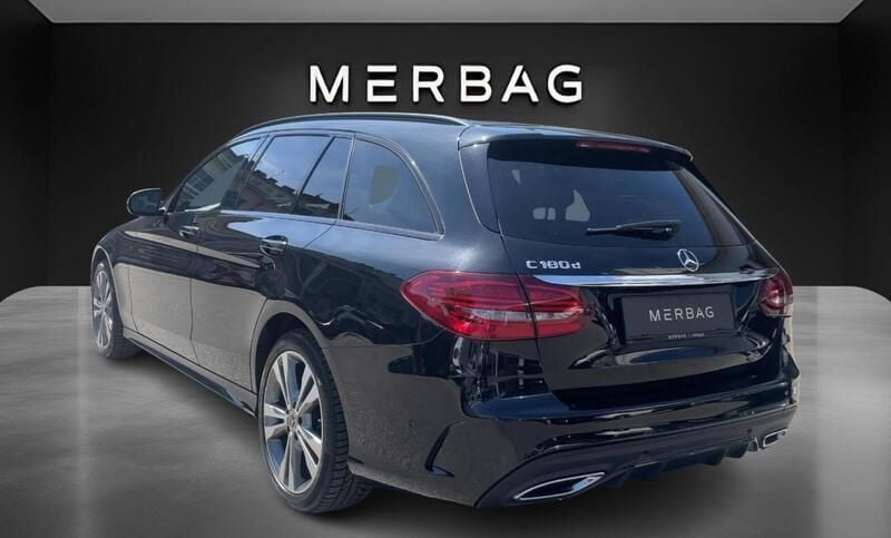 Gebraucht Mercedes C180 122 PS (89 kW) 2019 Obsidianschwarz Kombi