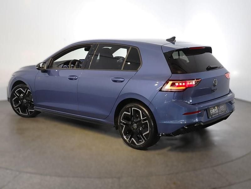 Neu VW Golf VIII Sport 115 PS (84 kW) 2026 Schwarz  metallic Limousine