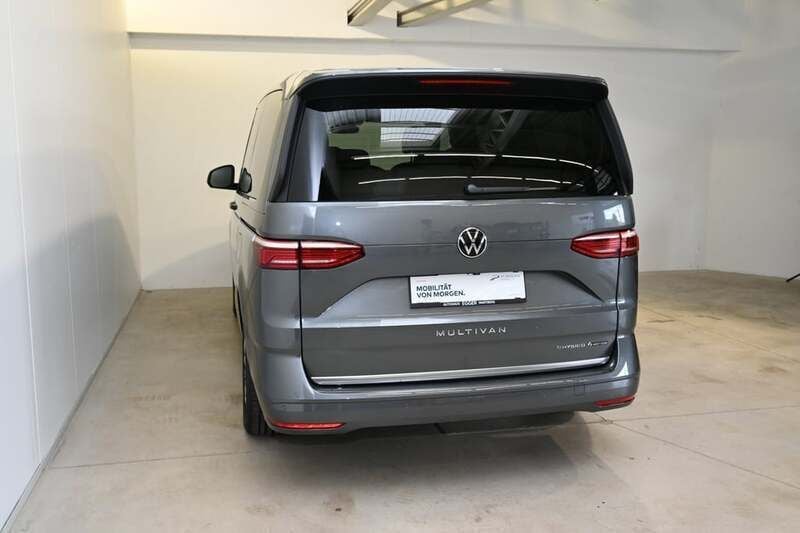Gebraucht VW Multivan Style 245 PS (180 kW) 2025 Mittelgrau  metallic Van