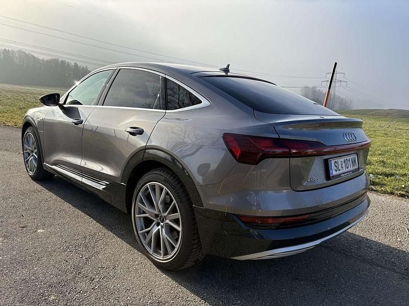 Gebraucht 2023 Audi e-tron Advanced SUV | € 35.900 (Superpreis) - Bild 1/4