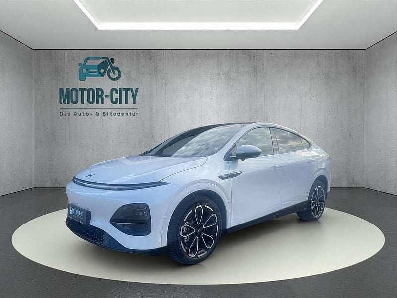 Weiß Gebraucht 2025 XPENG G6 AWD Performance SUV | € 46.440 - Bild 1/4