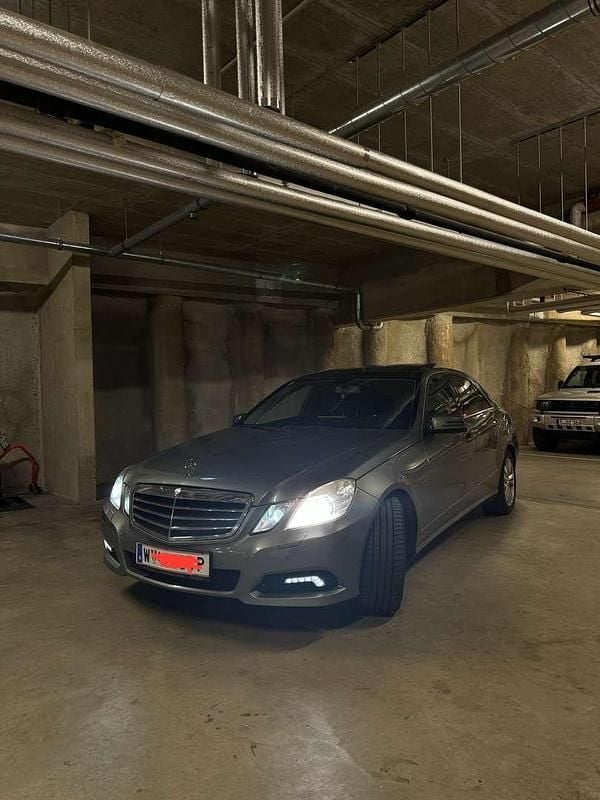Gebraucht Mercedes E350 Avantgarde 231 PS (169 kW) 2010 Limousine