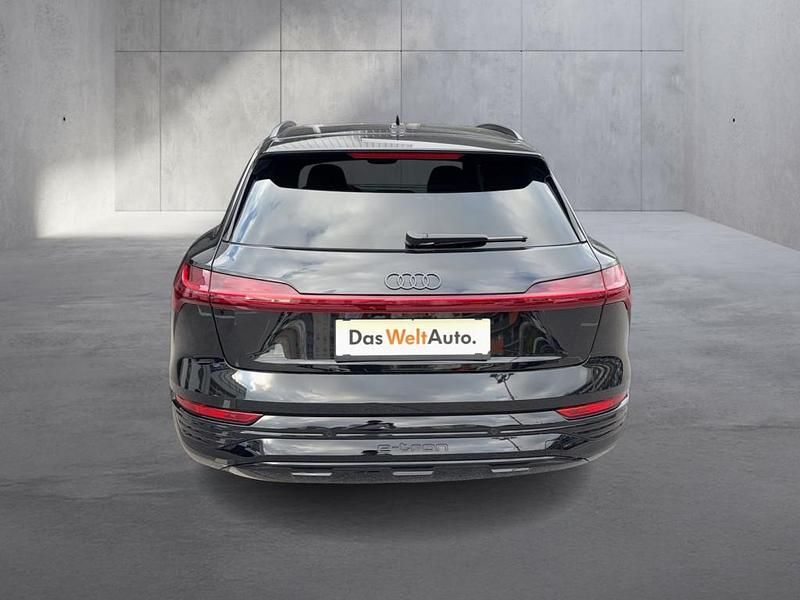 Gebraucht Audi Q8 e-tron Business 158 kW (215 PS) 2024 Schwarz  metallicperleffektno SUV