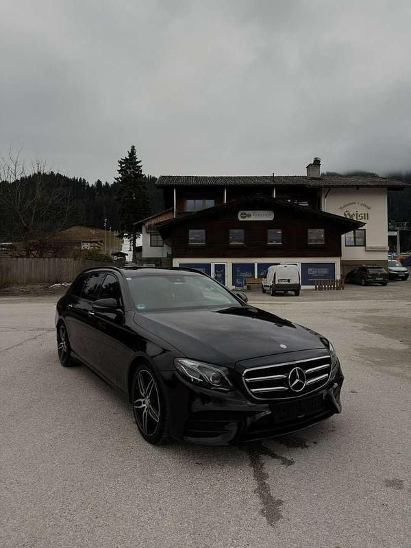 Gebraucht Mercedes E400 333 PS (244 kW) 2017 Schwarz Kombi