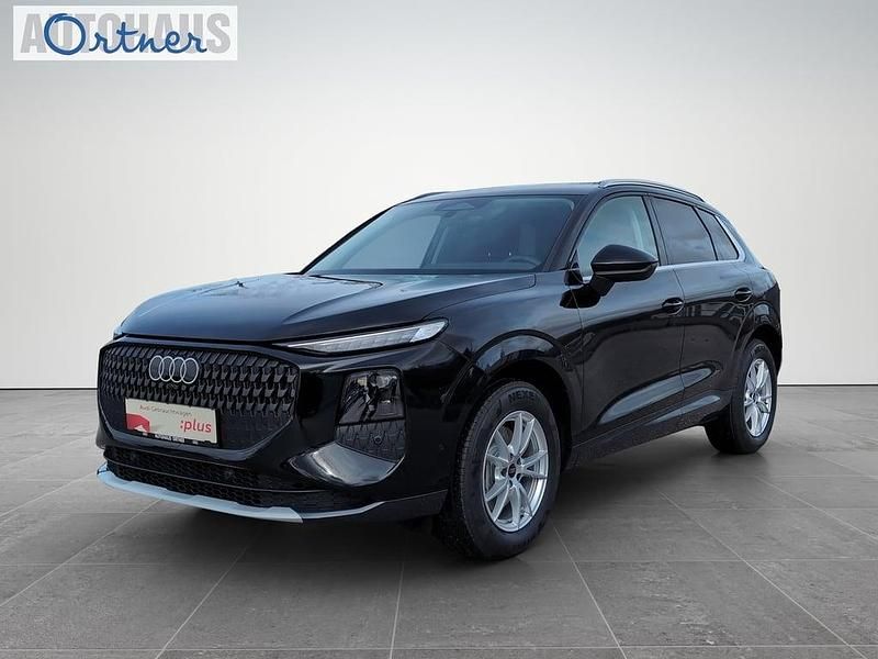 Neu Audi Q3 150 PS (110 kW) 2026 Schwarz  metallicperleffektno SUV