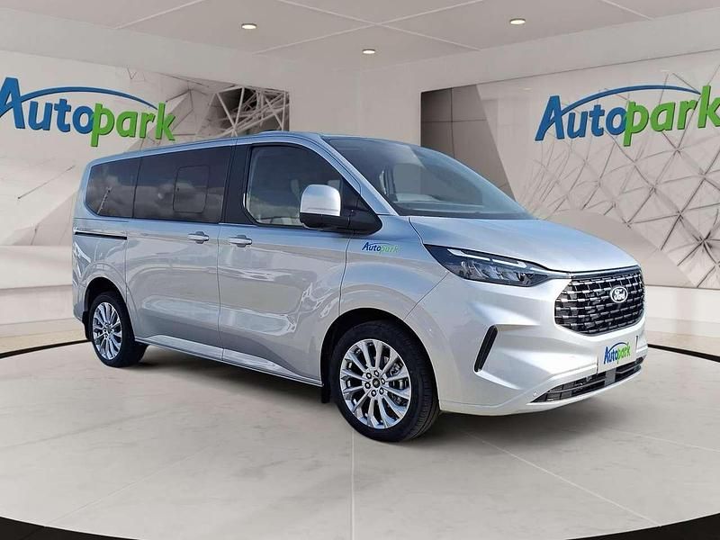 Gebraucht Ford Tourneo Custom 170 PS (125 kW) 2024 Silber Van