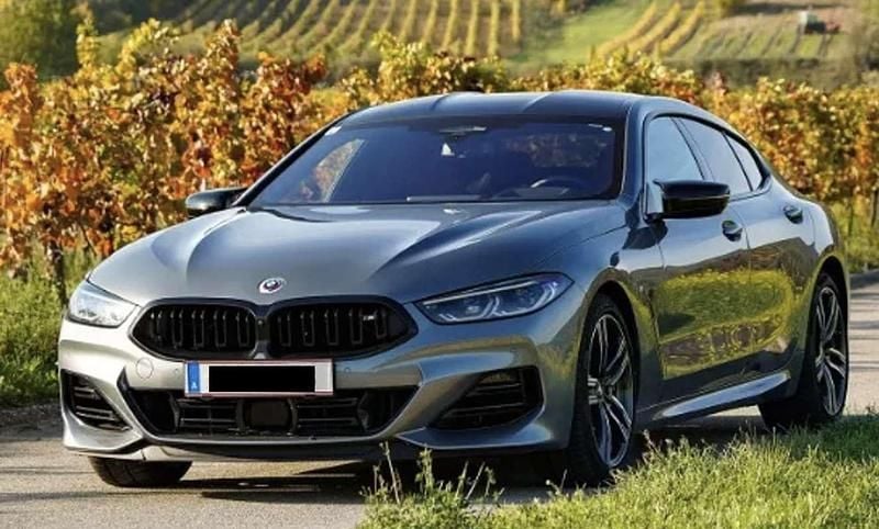 Silber Gebraucht 2022 BMW M850 Coupé | € 104.000 - Bild 1/2