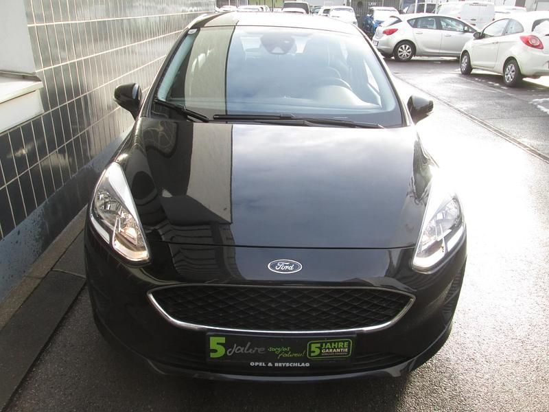 Gebraucht Ford Fiesta Trend 86 PS (63 kW) 2019 Schwarz Kleinwagen