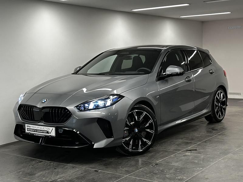 Grau Gebraucht 2025 BMW 120 M Sport Kleinwagen | € 44.850 (Teuer) - Bild 1/4