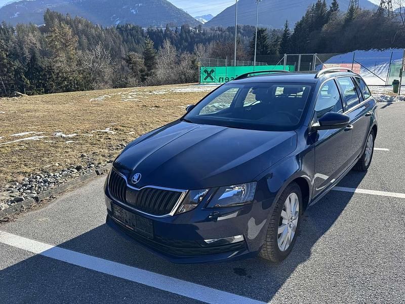 Gebraucht Skoda Octavia Ambition 116 PS (85 kW) 2017 Blau Kombi