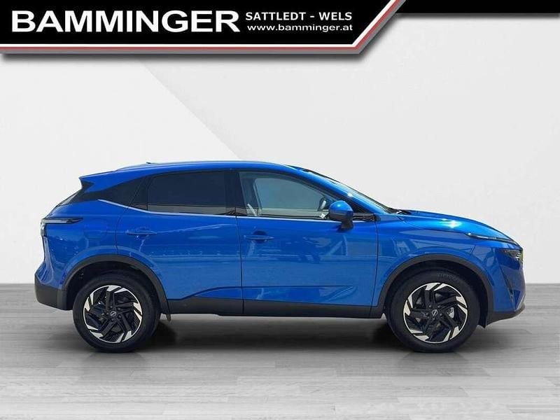 Neu Nissan Qashqai N-Connecta 140 PS (102 kW) 2025 Blau SUV