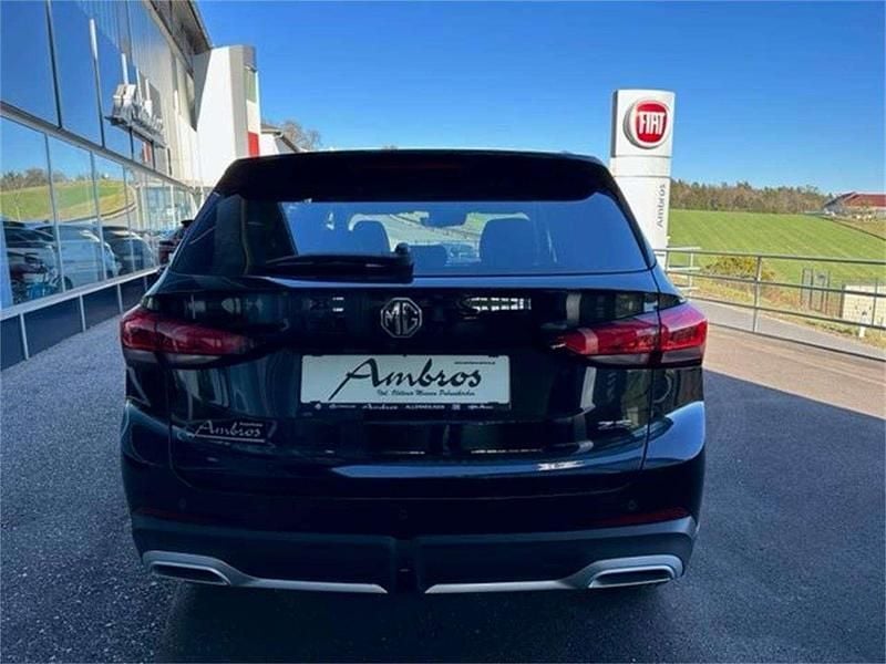Neu MG ZS 116 PS (85 kW) 2025 Schwarz Limousine