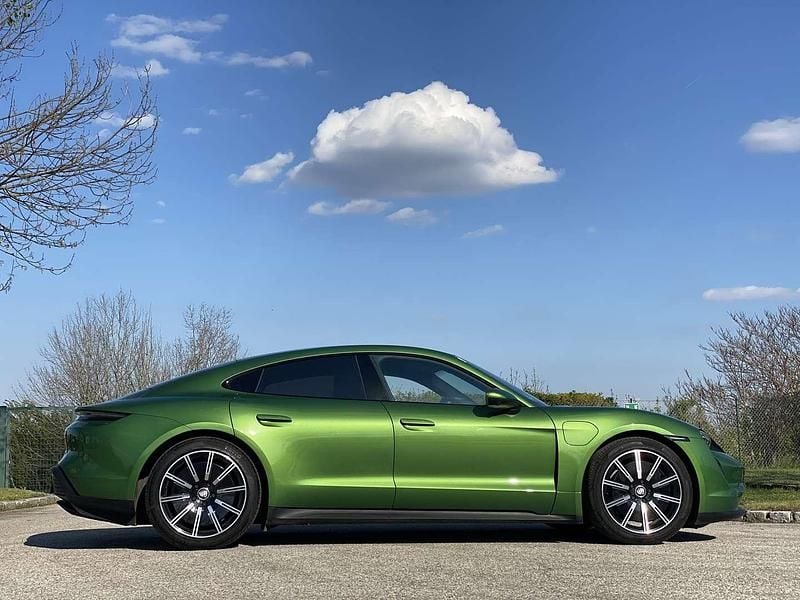 Gebraucht Porsche Taycan 419 kW (571 PS) 2022 Grün Limousine