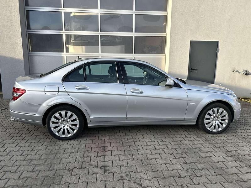Gebraucht Mercedes C320 Elegance 224 PS (164 kW) 2008 Silber Limousine
