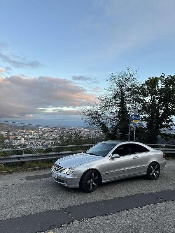 Gebraucht Mercedes CLK200 163 PS (119 kW) 2004 Grau Coupé