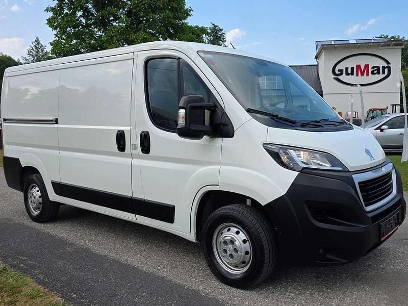 Weiß Gebraucht 2021 Peugeot Boxer Van | € 12.000 - Bild 1/4