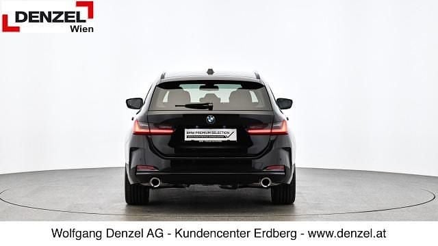Gebraucht BMW 320e Comfort Edition 190 PS (139 kW) 2024 Saphirschwarz metall Kombi
