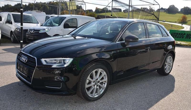 Gebraucht Audi A3 Sport 150 PS (110 kW) 2020 Schwarz Limousine