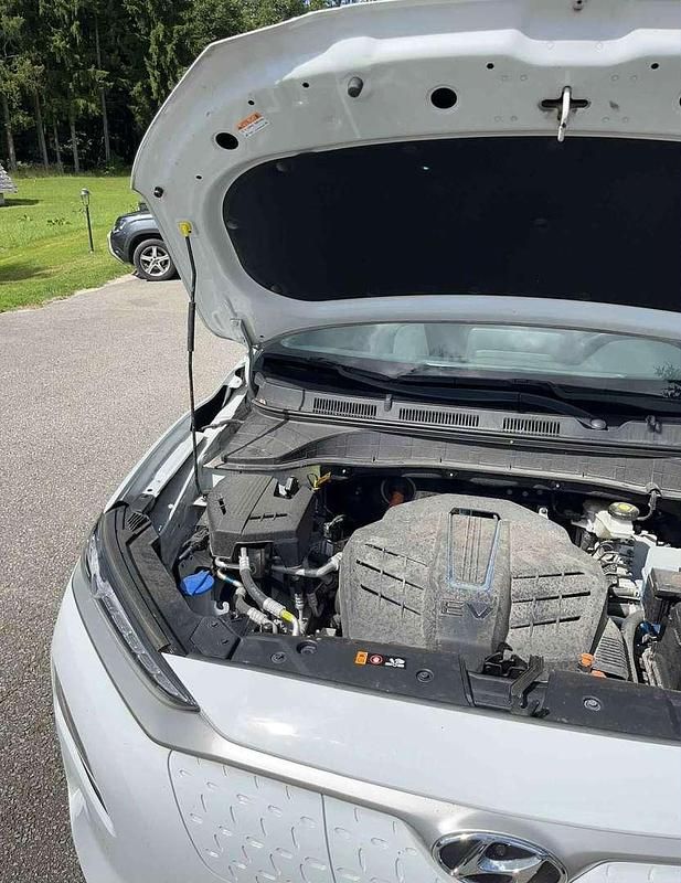 Gebraucht Hyundai Kona 150 kW (204 PS) 2020 Weiß SUV