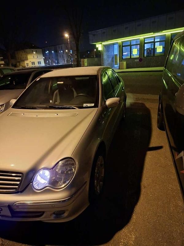 Gebraucht Mercedes 200 125 PS (91 kW) 2004