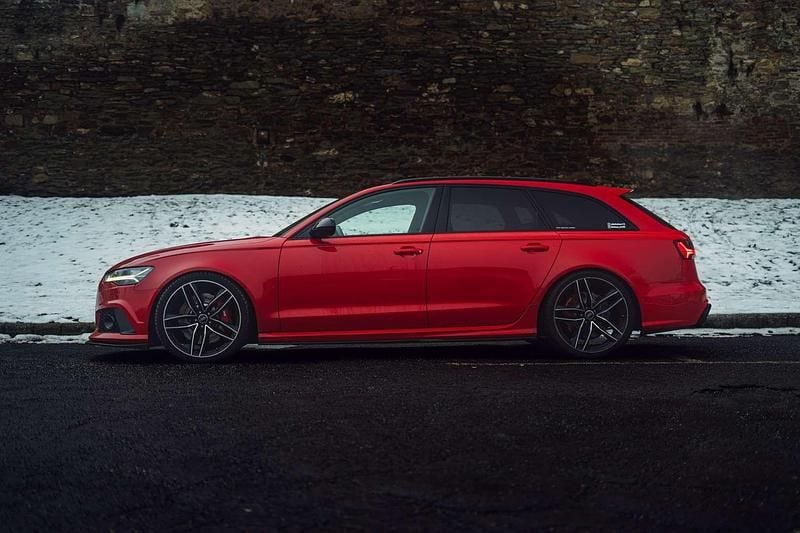 Gebraucht Audi RS6 560 PS (411 kW) 2015 Rot Kombi