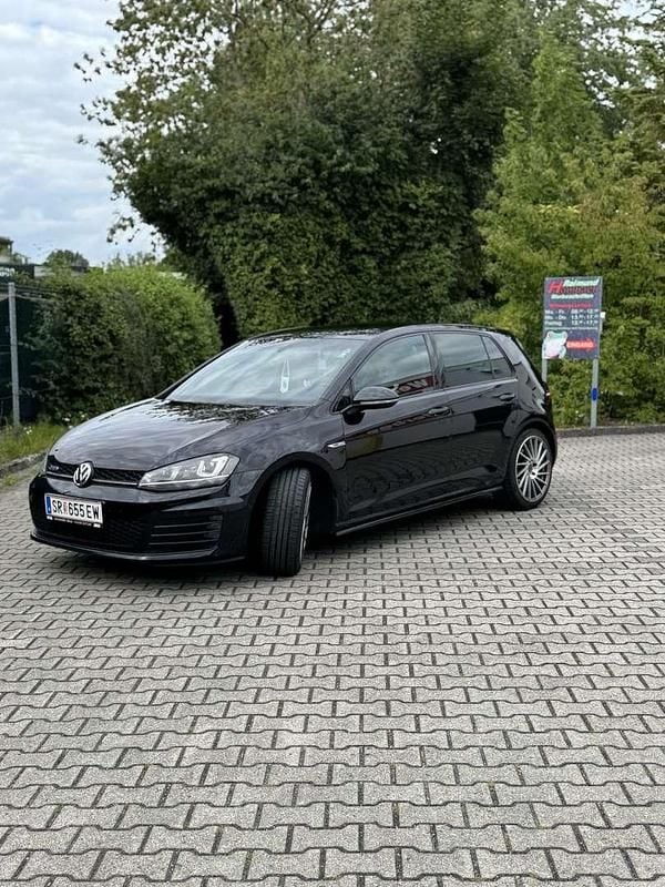 Gebraucht VW Golf VII GTD 184 PS (135 kW) 2015 Limousine