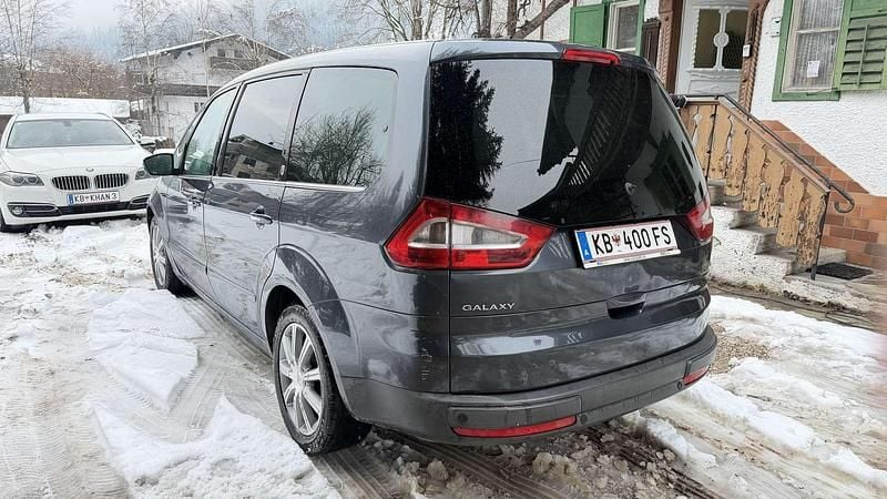 Gebraucht Ford Galaxy Ghia 140 PS (102 kW) 2006 Grau Van / Kleinbus