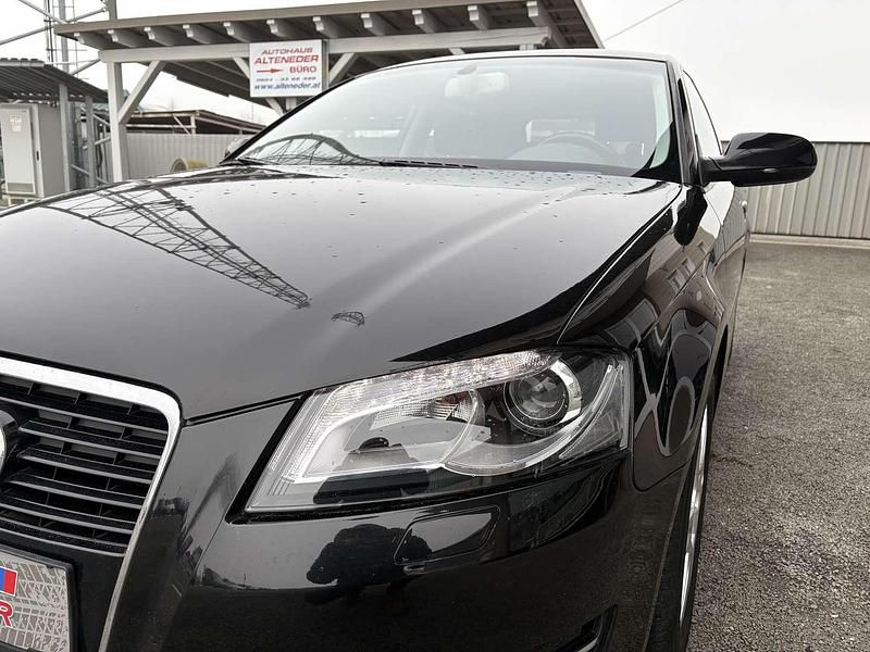 Gebraucht Audi A3 Comfort 90 PS (66 kW) 2011 Schwarz Kleinwagen