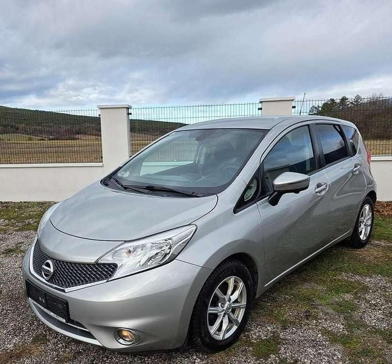 Grau Gebraucht 2013 Nissan Note Acenta Van / Kleinbus | € 4.450 - Bild 1/4