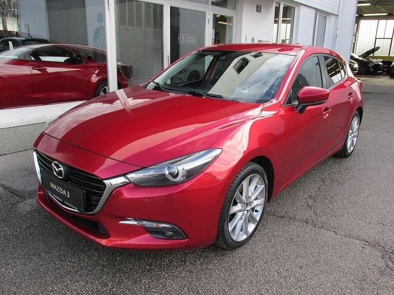 Gebraucht Mazda 3 Inclusive 120 PS (88 kW) 2018 Rot Limousine