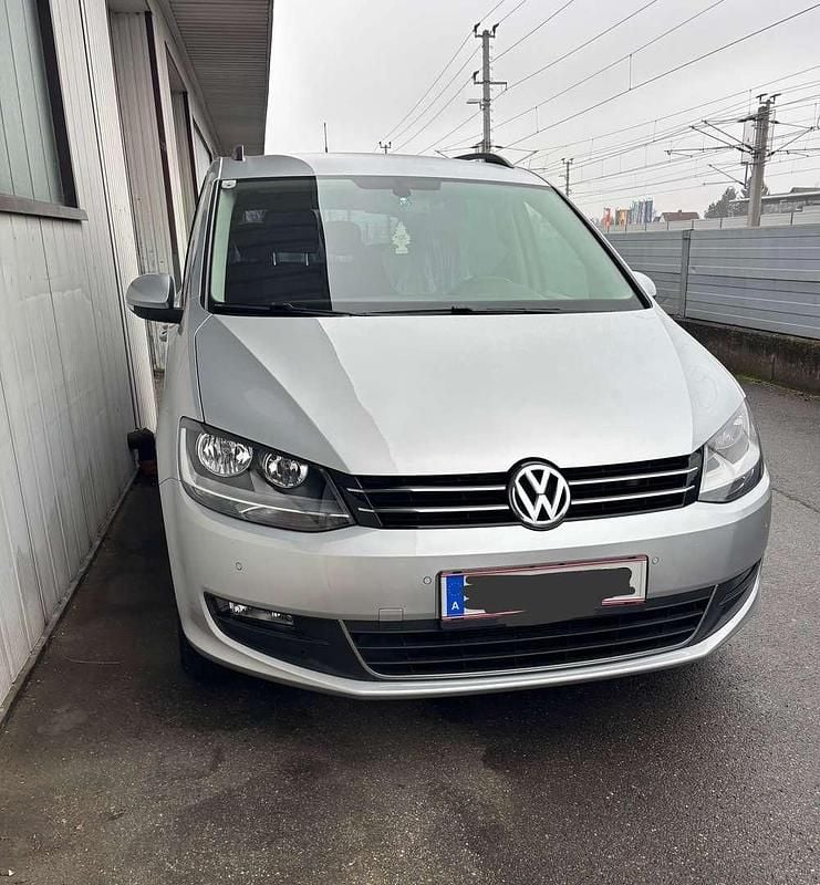 Gebraucht VW Sharan Comfortline 177 PS (130 kW) 2015 Van / Kleinbus