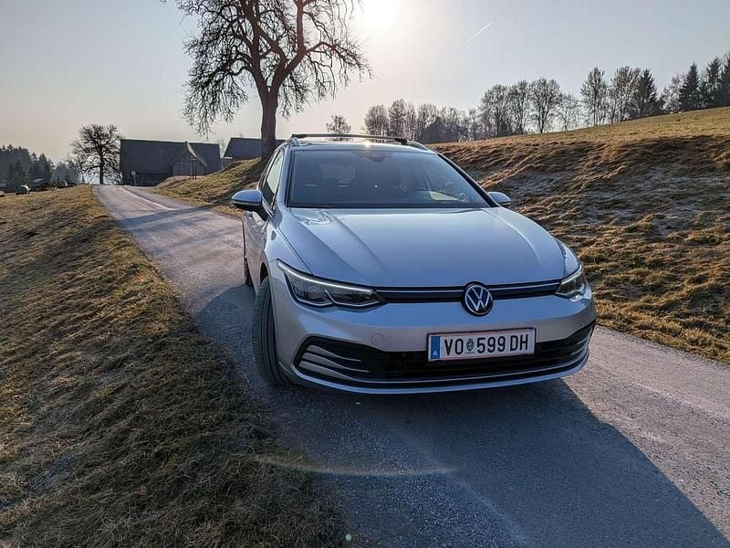 Gebraucht VW Golf VII Life 150 PS (110 kW) 2021 Silber Kleinwagen