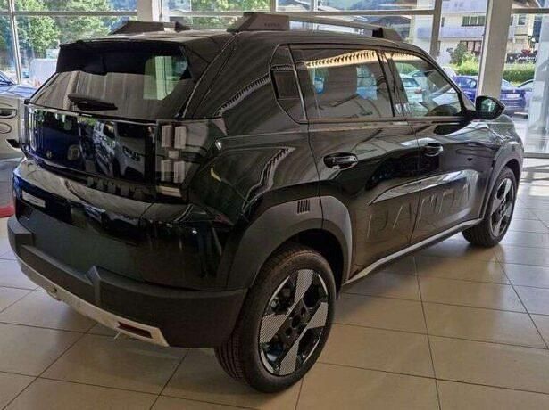 Neu Fiat Grande Panda La Prima 101 PS (74 kW) 2025 Schwarz Kleinwagen