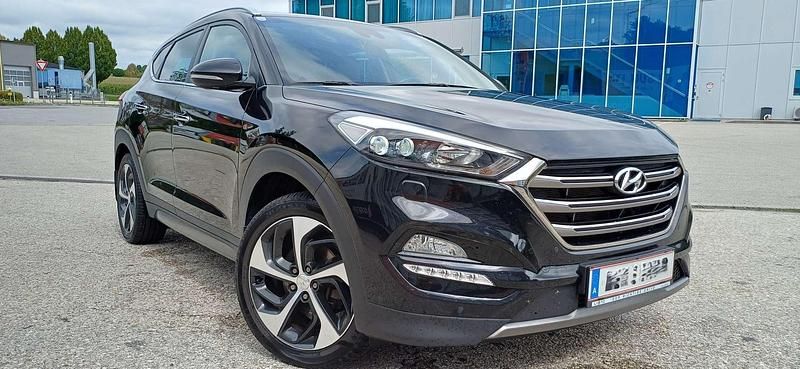 Gebraucht Hyundai Tucson Style 136 PS (100 kW) 2016 Schwarz SUV
