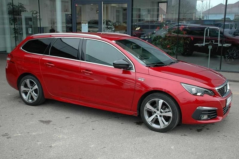 Gebraucht Peugeot 308 SW GT-line 131 PS (96 kW) 2020 Rot Kombi