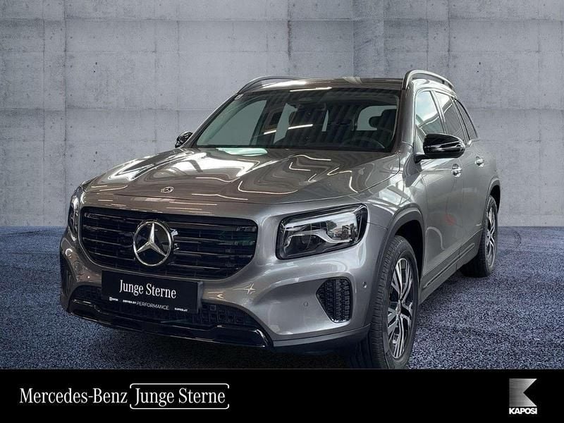 Grau Neu 2025 Mercedes GLB200 Progressive SUV | € 48.900 (Fairer Preis) - Bild 1/4