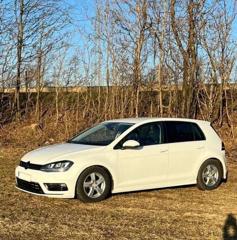 Gebraucht VW Golf VII Sportline 90 PS (66 kW) 2014 Weiß Limousine