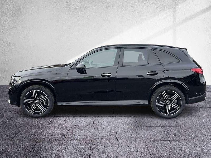 Gebraucht Mercedes GLC200 AMG line 197 PS (144 kW) 2025 Schwarz SUV