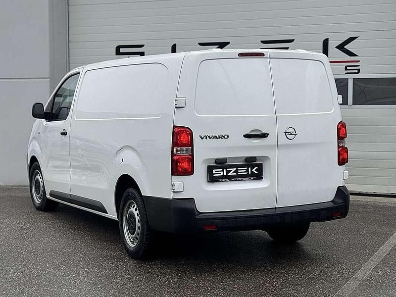 Gebraucht Opel Vivaro 102 PS (75 kW) 2022 Weiß Van / Kleinbus