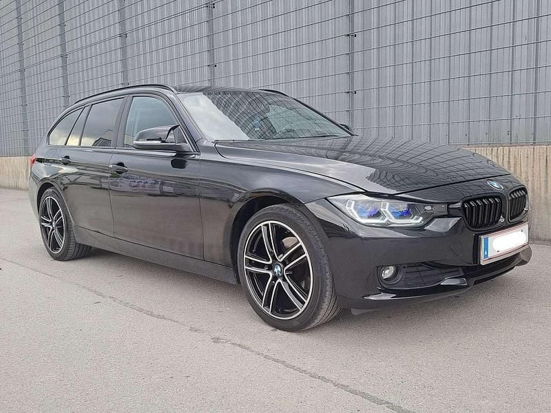 Gebraucht BMW 318 Shadowline 143 PS (105 kW) 2014 Schwarz Kombi