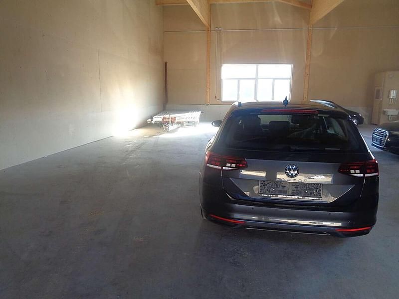 Gebraucht VW Passat Business 150 PS (110 kW) 2022 Grau Kombi