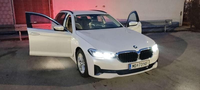 Gebraucht BMW 520 190 PS (139 kW) 2024 Weiß Kombi
