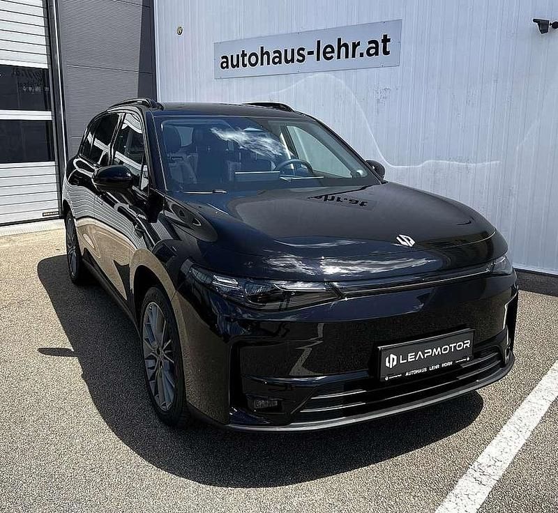 Gebraucht Leapmotor C10 160 kW (218 PS) 2025 Schwarz SUV