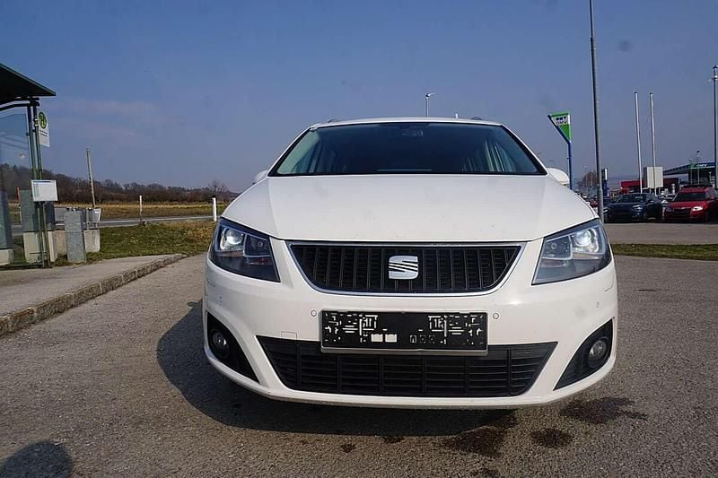 Gebraucht Seat Alhambra Style 140 PS (102 kW) 2013 Weiß Van / Kleinbus