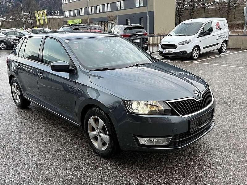 Gebraucht Skoda Rapid Elegance 105 PS (77 kW) 2014 Grau Kleinwagen