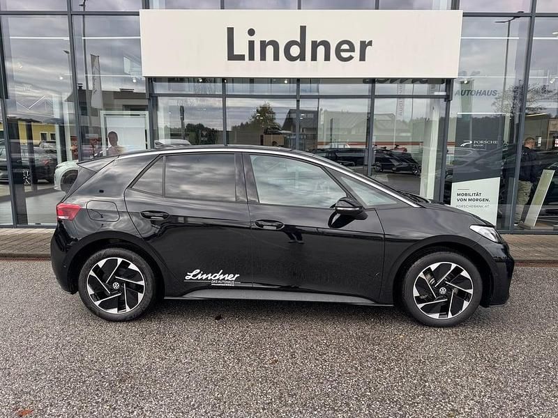 Gebraucht VW ID.3 Pure 125 kW (170 PS) 2025 Schwarz  metallic Kleinwagen